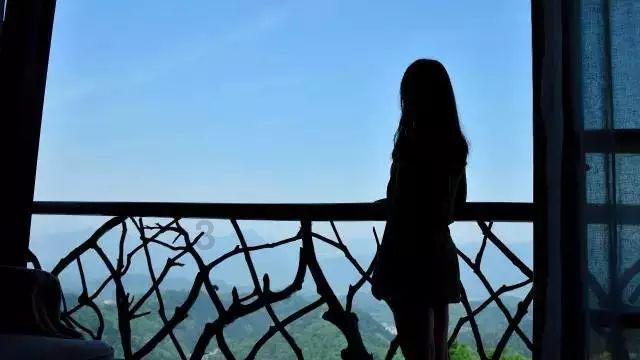 谢婷婷：情史胜过谢贤，多个男朋友无缝衔接，为何37岁未婚生女？